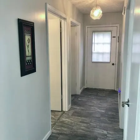 Trestle Creek Farm- Farmhouse Suite Bloomington Extérieur photo
